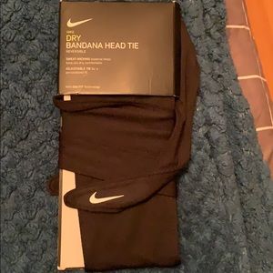NIKE DRY BANDANA